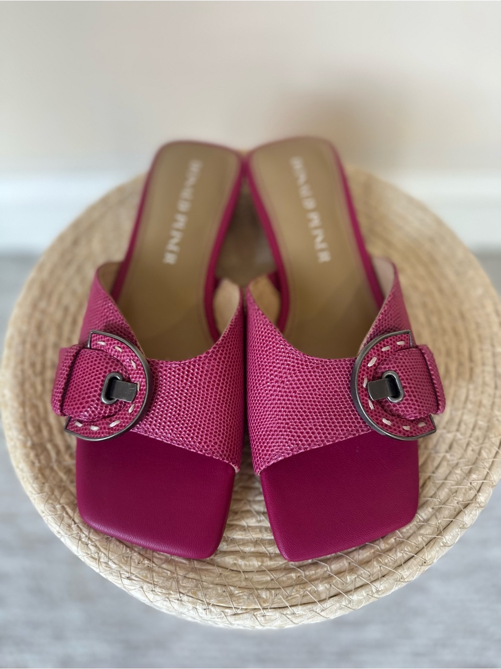 Donald Pliner Track Pink Leather Slide Sandals Buckle Italy Women’s 5